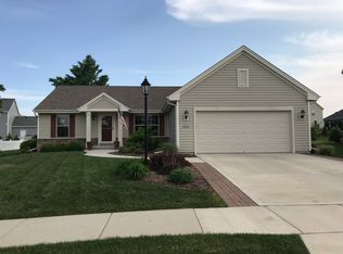 N173W20541 Crestview Dr, Jackson, WI 53037