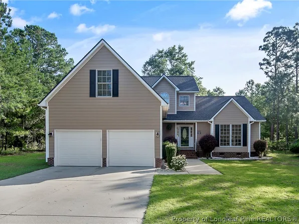 1471 Steeple Run Dr, Fayetteville, NC 28312