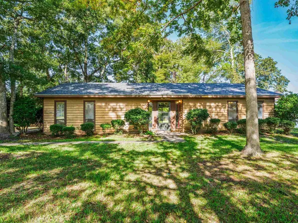 1019 Belle Dr., North Myrtle Beach, SC 29582