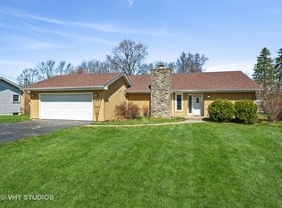 381 Orion Rd, Batavia, IL 60510