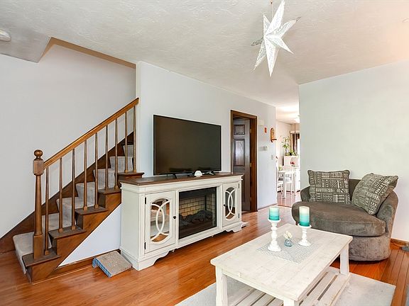 4th image of 28 Litchfield Pines Dr #28