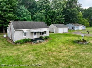 5679 Kinneville Rd, Eaton Rapids, MI 48827