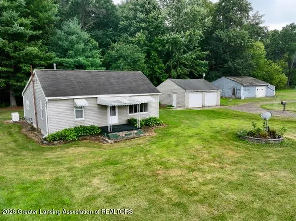 5679 Kinneville Rd, Eaton Rapids, MI 48827