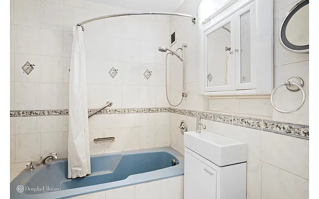 Sold by Douglas Elliman | media 5
