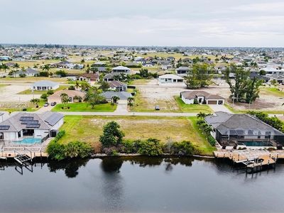 718 NW 38th Pl, Cape Coral, FL, 33993