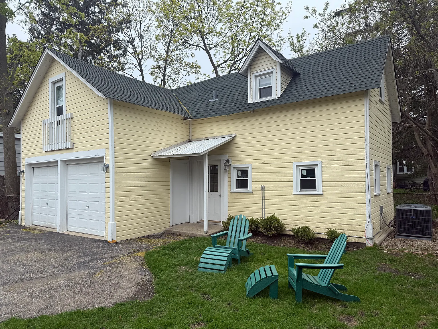 Cherry Ave, Lake Forest — Photo 1
