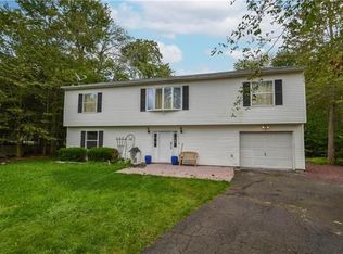 5264 Glen Ter, Tobyhanna, PA