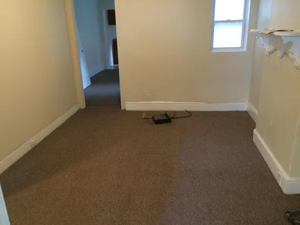 607 E 10th St, Wilmington, DE 19801