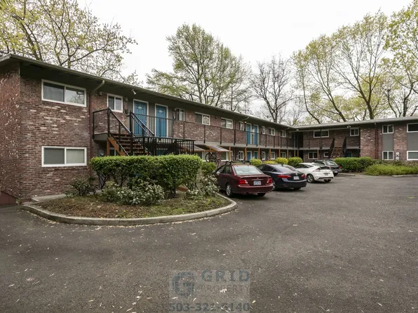 1800 SE Stark St APT 107, Portland, OR 97214