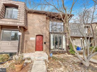 10939 Deborah Dr, Potomac, MD 20854