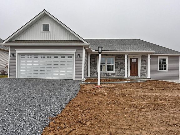 2nd image of 16 Starlight Ln