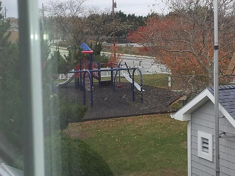 300 Sunset Dr #B — Photo 24