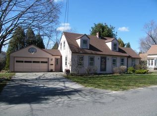 78 High St, Deep River, CT 06417