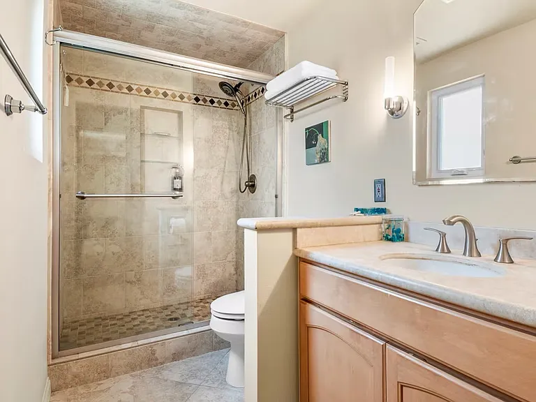 21111 Barbados Cir — Photo 16