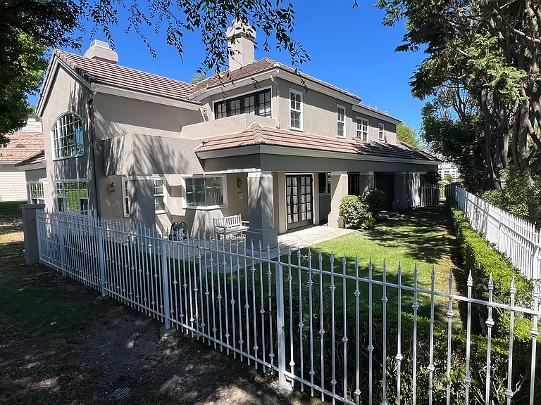 41 Hillcrest Mdws — Photo 4