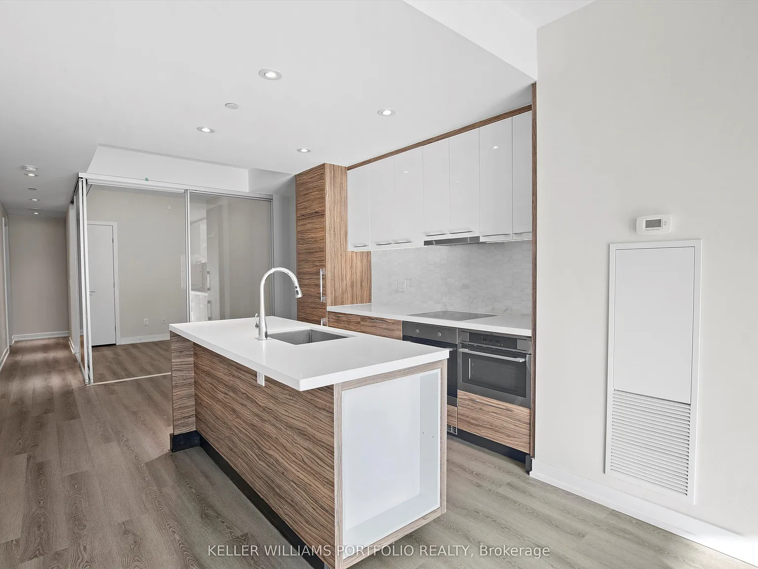 The Residences of 488 University Avenue — Photo 2