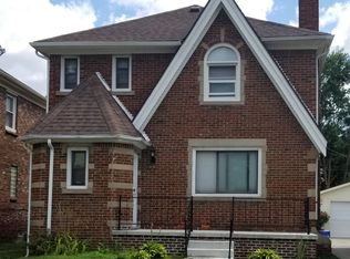 19190 Santa Barbara Dr, Detroit, MI 48221