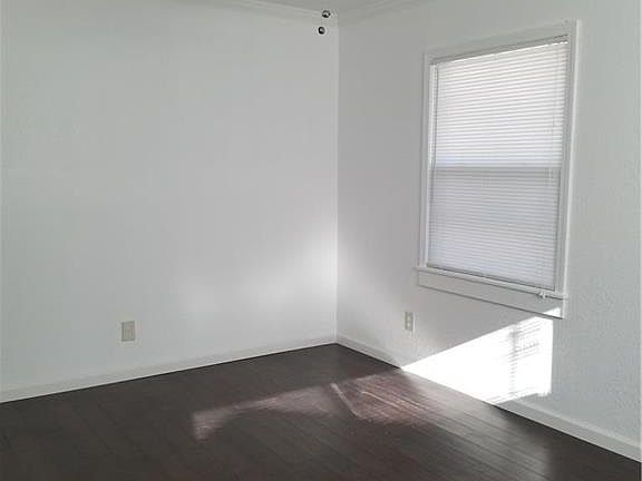 4th image of 4343 Hardesty Ave