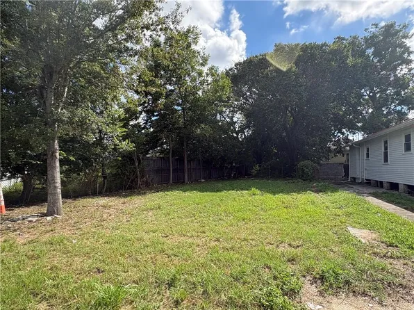 1819 New Orleans St, New Orleans, LA 70116