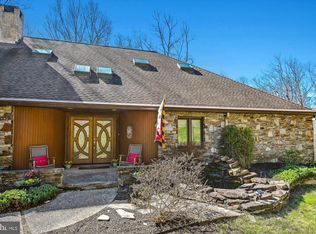 33 Fairwood View Ct, Phoenix, MD 21131