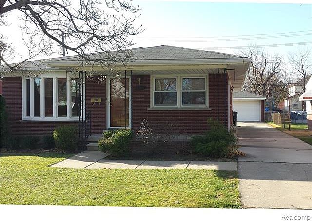 1st image of 2260 17th St