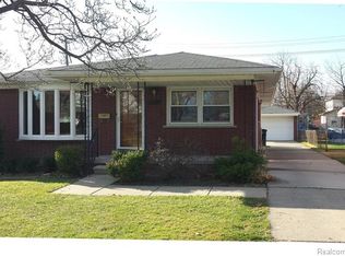 2260 17th St, Wyandotte, MI 48192
