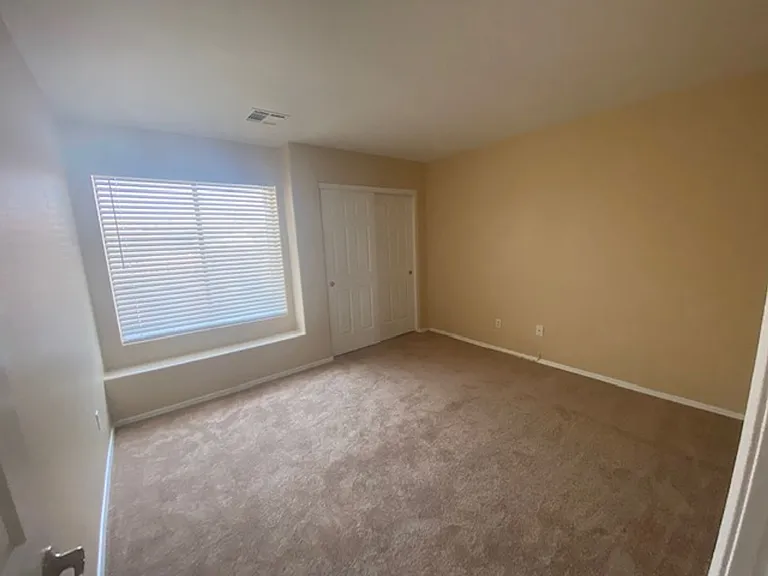 8927 E Crescent Ave — Photo 27