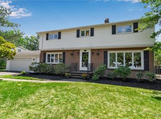 21 Tee Ct, Williamsville, NY 14221