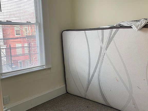 4th image of 812 E 227th St APT 2