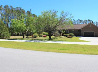 147 Millicent Ct, Bogue, NC 28570
