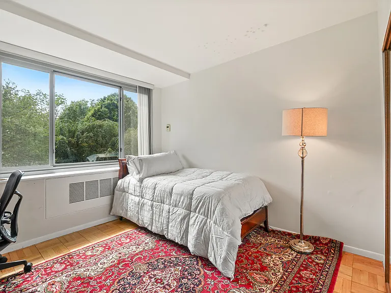 4200 Cathedral Ave NW #614 — Photo 4