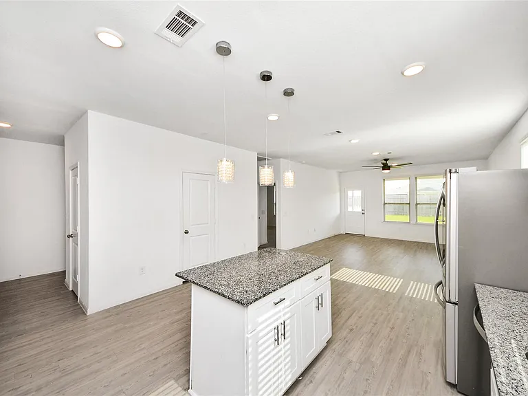 14817 Ash Landing Dr — Photo 7
