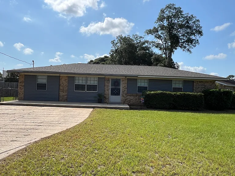 6311 Louisville Ave — Photo 17