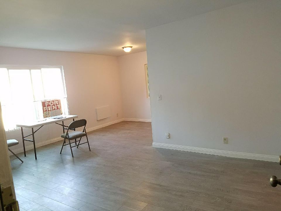 2nd image of 3872 Duke St APT C