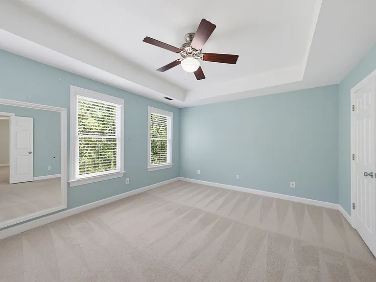 102 Parkside Cir — Photo 11