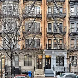 Rented by Imperial Property Advisers