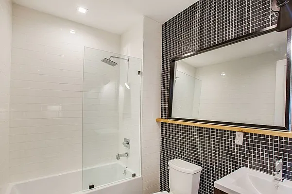 Rented by Hagstrom Management Inc | media 46