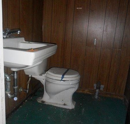 4th image of 217 Alastair Dr