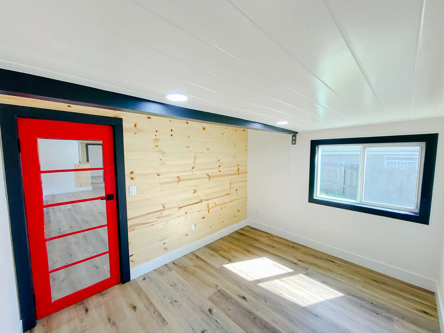 445 Mahoney Ave — Photo 4