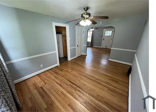 34 Patricia Ave — Photo 8