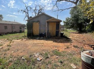 202 McNeil St, Palestine, TX