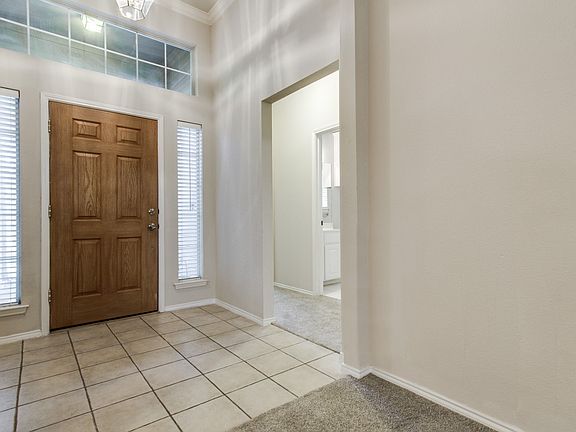 4th image of 4114 Buckthorn Ct