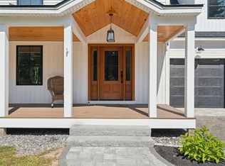 735 Hallowell Rd, Durham, ME 04222