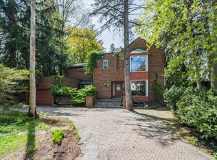40 Donino Ave, Toronto, ON M4N 2W7