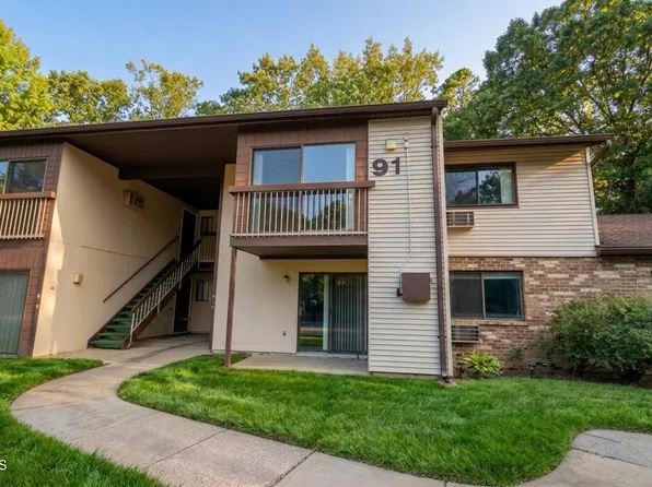 91 Arrowood Rd Unit D, Manalapan, NJ 07726