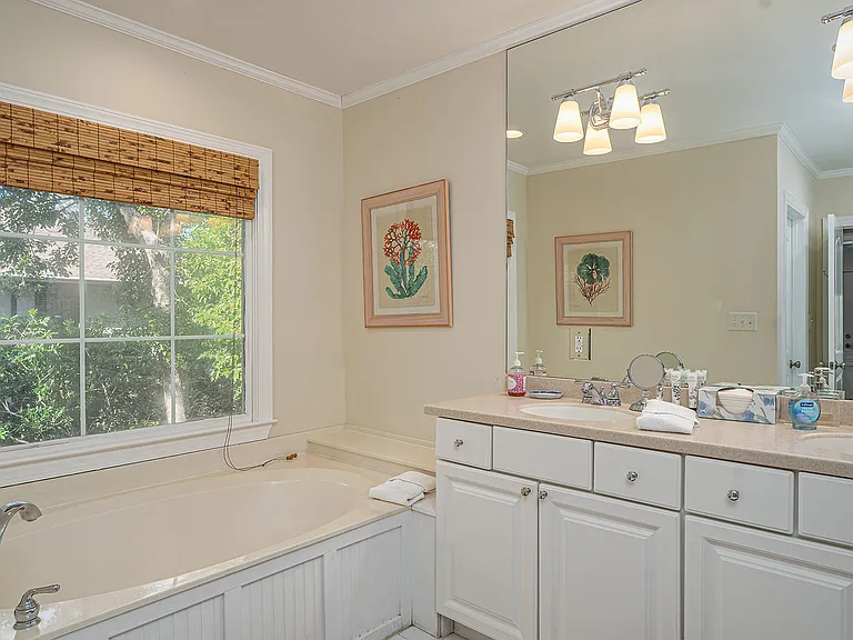 1701B Chatham Ave — Photo 16