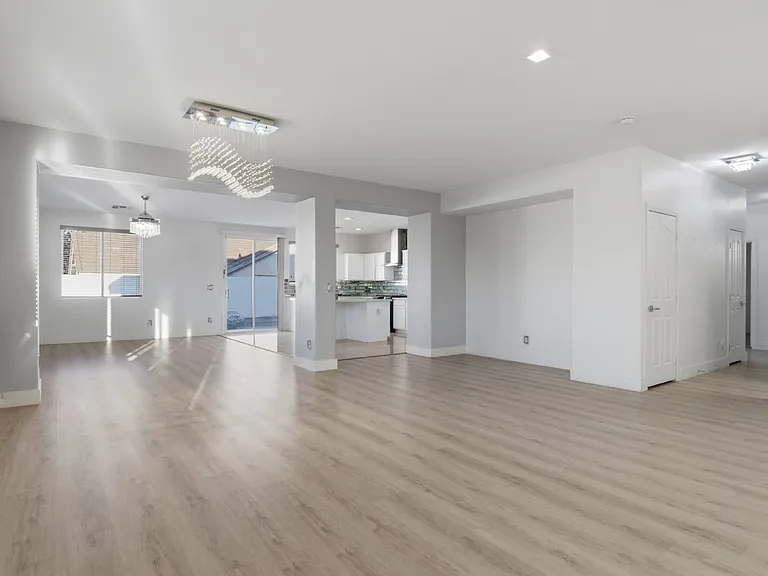 108 Milicity Rd — Photo 4
