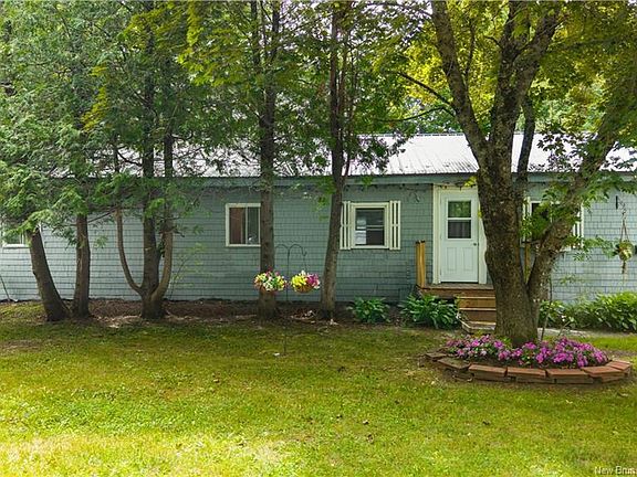 2nd image of 6 Parkwood Dr