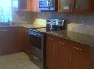 1399 Cottonwood Cir, Weston, FL 33326