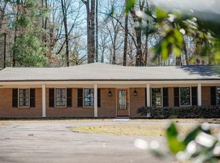 204 Country Club Rd, Oxford, MS 38655